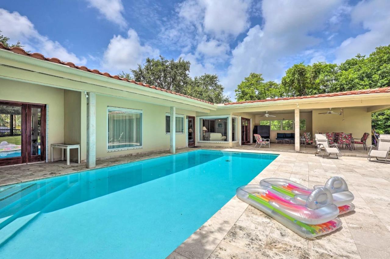 Вилла 7545 Southwest 124Th Street Майами Экстерьер фото